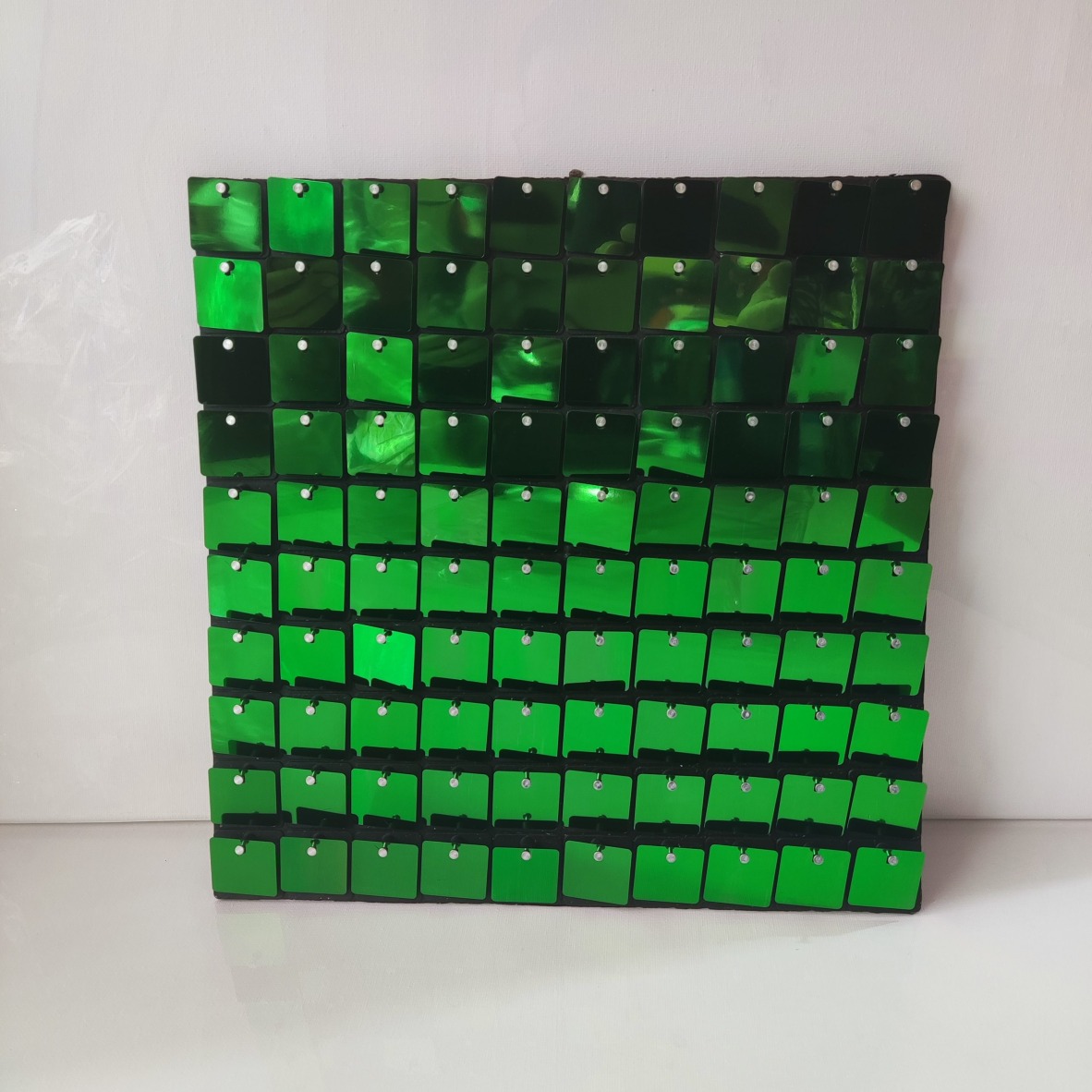Shimmer wall