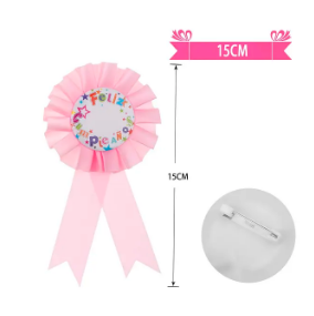 Insignia de feliz cumpleaños badge con encaje rosado